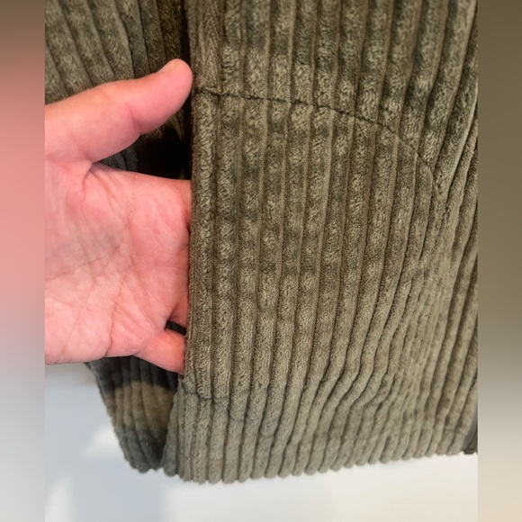 Woolrich Jacket Womens Size XL Lite Olive Wide Whale Corduroy
Full Zip Pockets - Picture 3 of 7